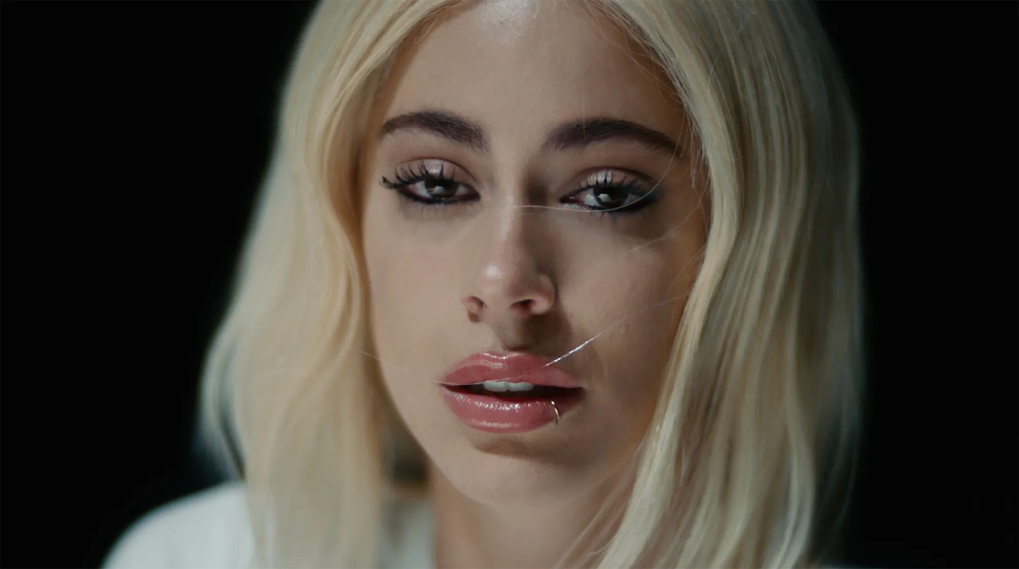 Tini. Futttura Visuals