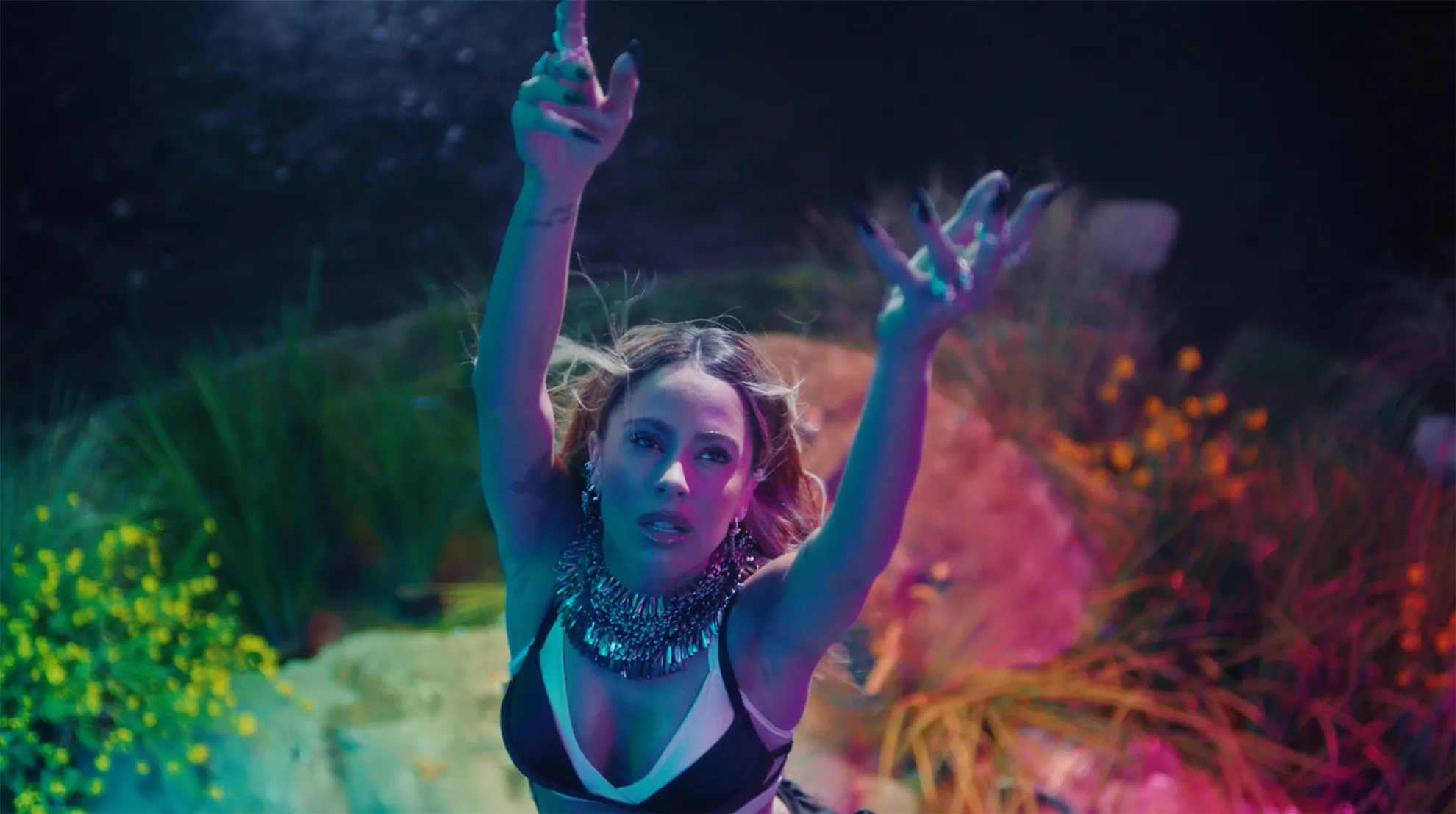 Tini. Futttura Visuals
