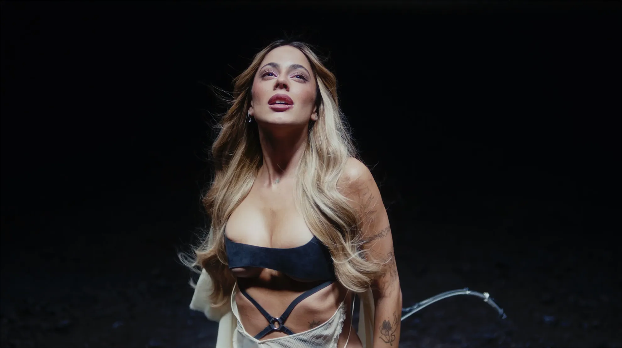 Tini. Futttura Visuals