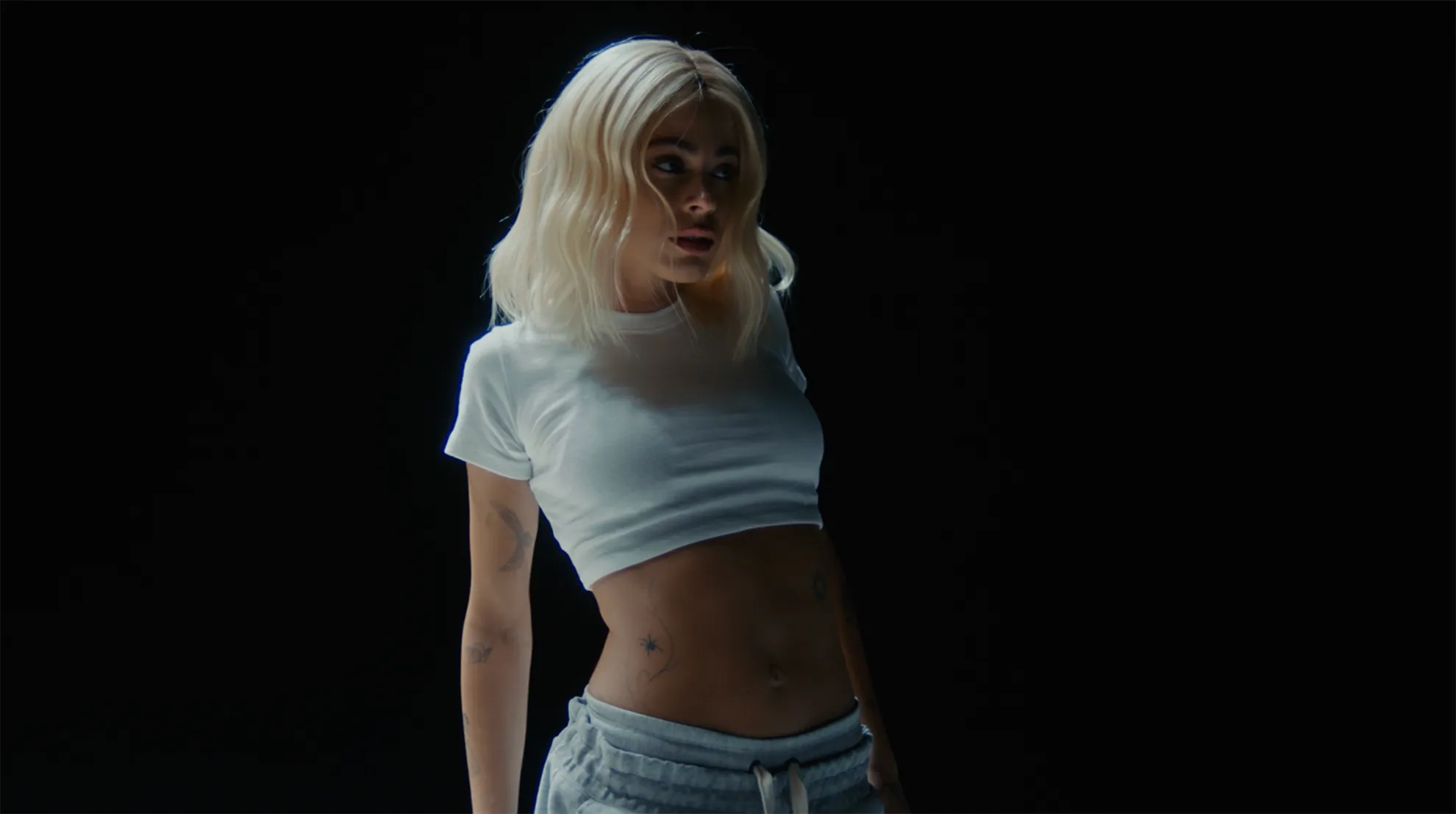 Tini. Futttura Visuals