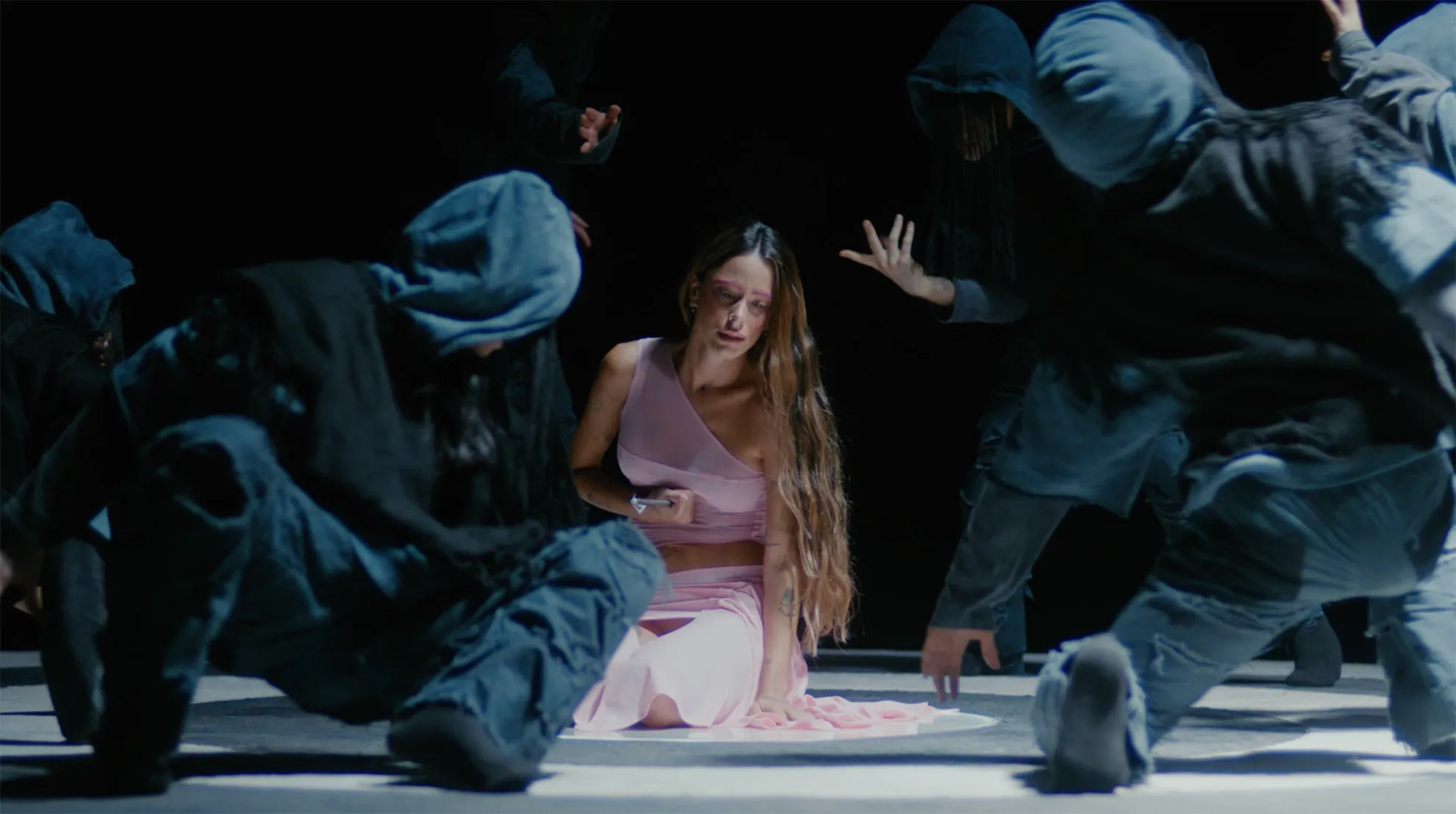 Tini. Futttura Visuals
