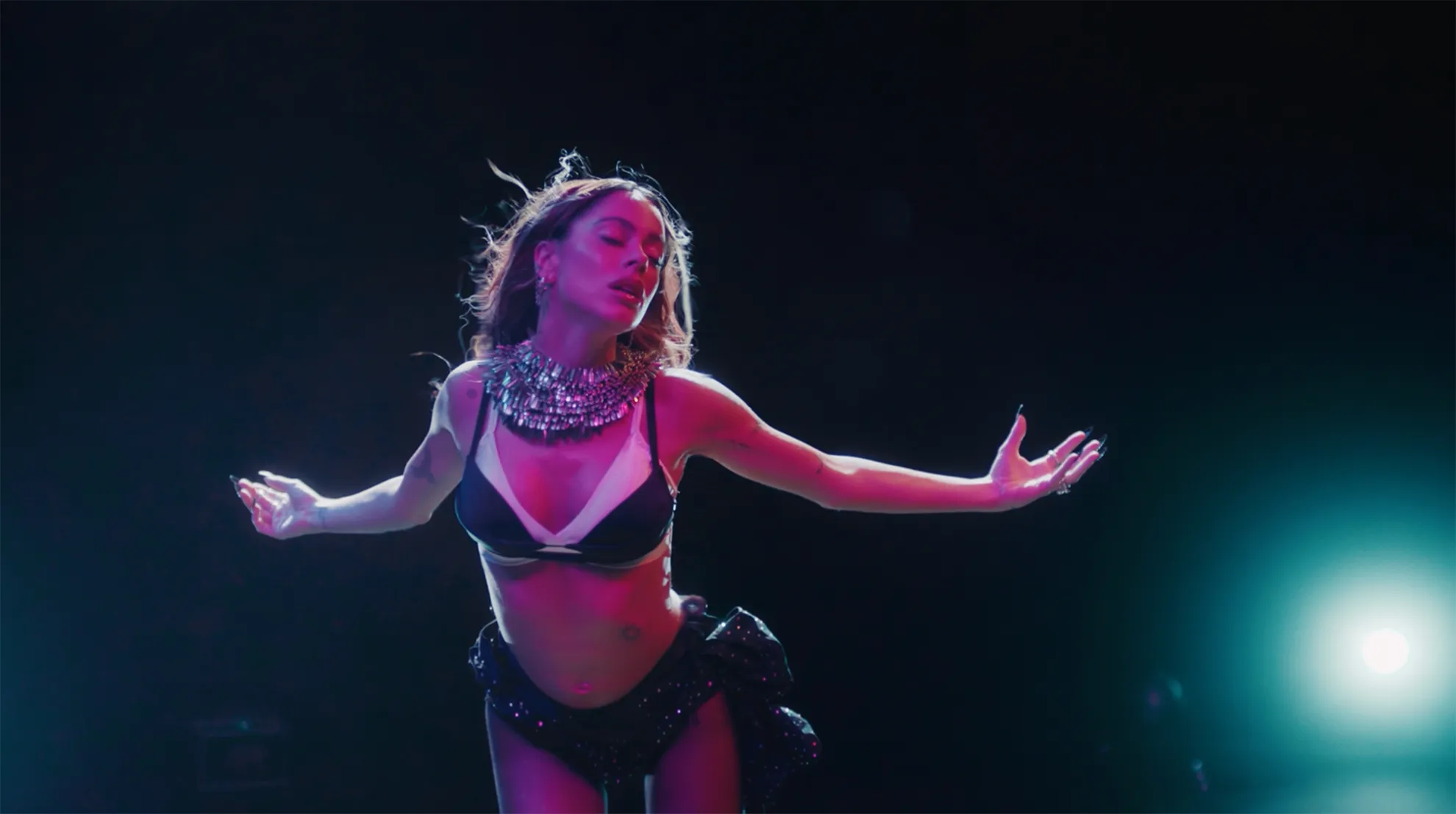 Tini. Futttura Visuals